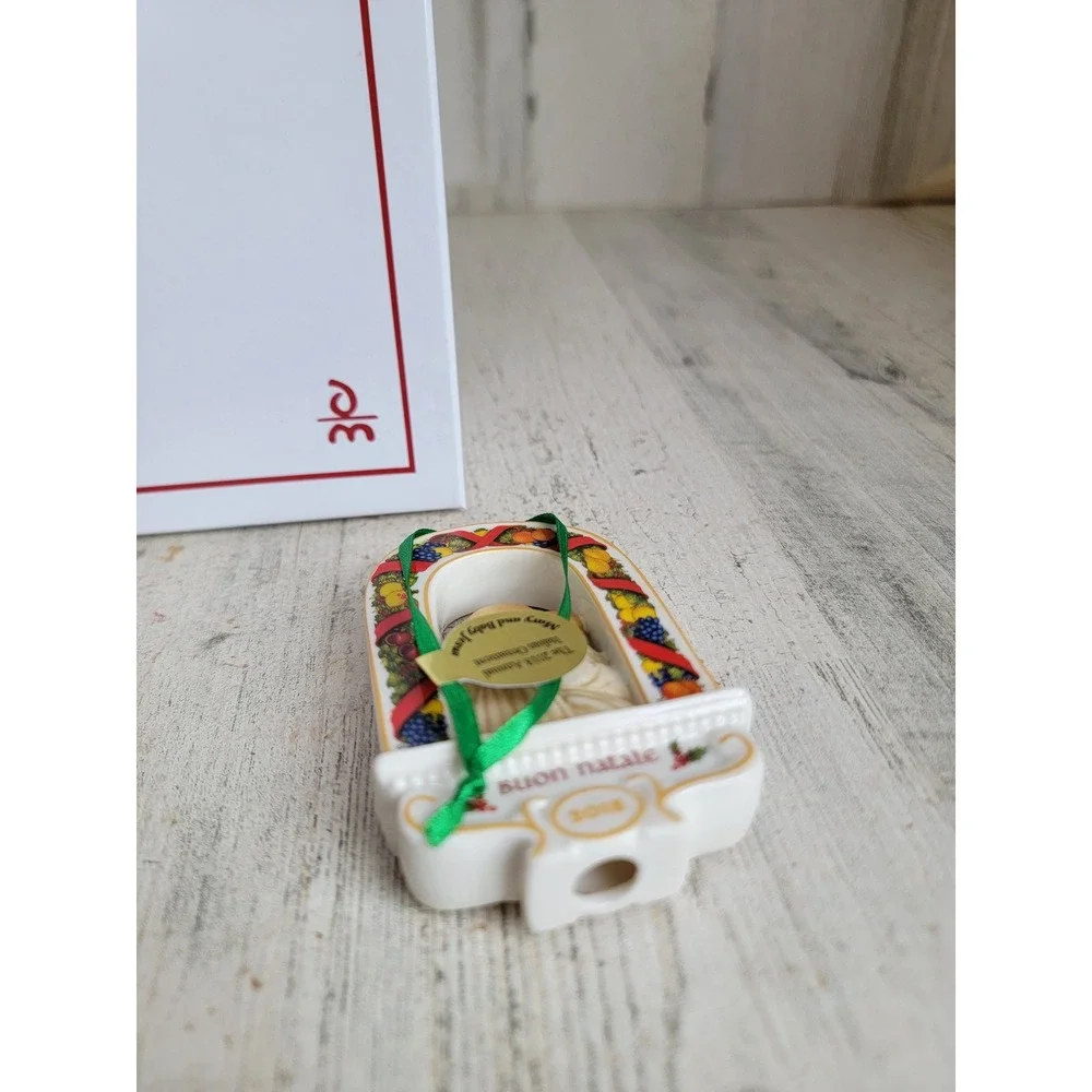 Danbury mint Buon Natale virgin Mary‎ baby Jesus ornament Xmas